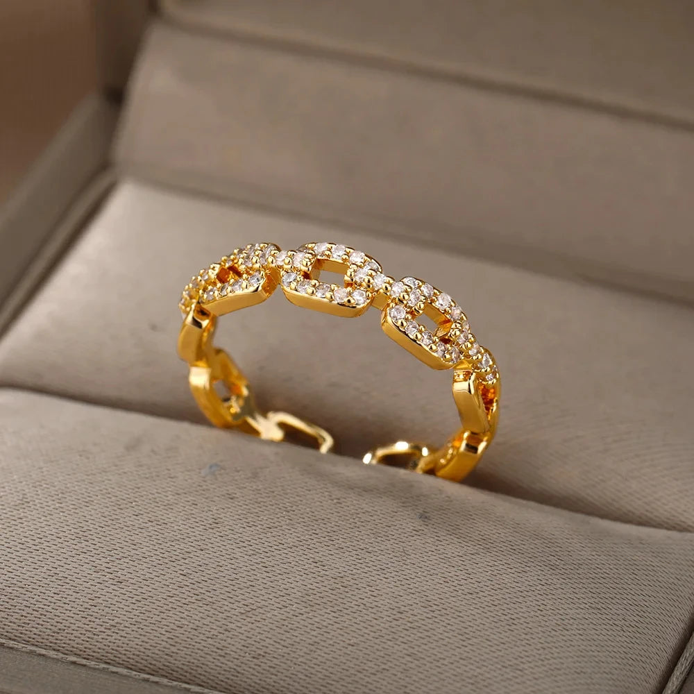 Zircon Twist Ring